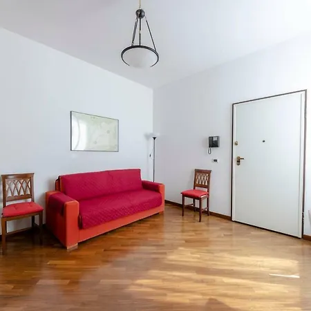 Apartment Joivy For 4 Near The Port Of Genoa