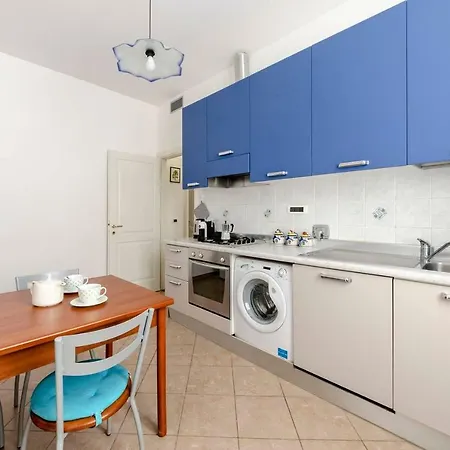Apartment Joivy For 4 Near The Port Of Genoa